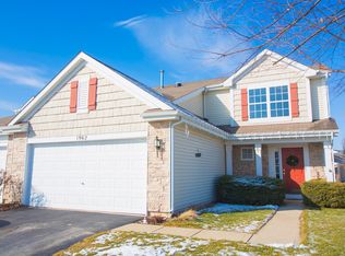 1962 Peninsula Ct, Hampshire, IL 60140