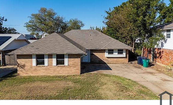 2nd image of 1113 NW 105th St
