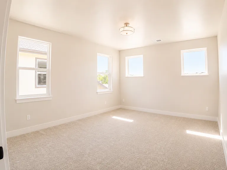 5608 S Rosalia Way — Photo 28