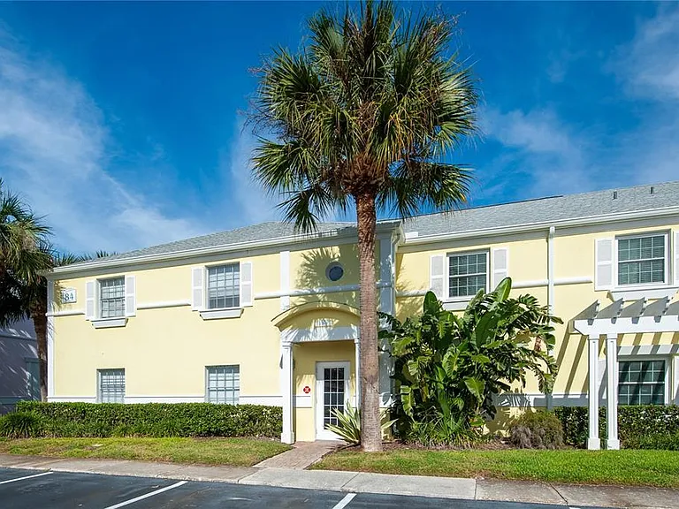 237 Seahorse Dr SE #H — Photo 36