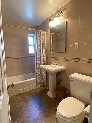 4th image of 518 Beach 139 St #B8