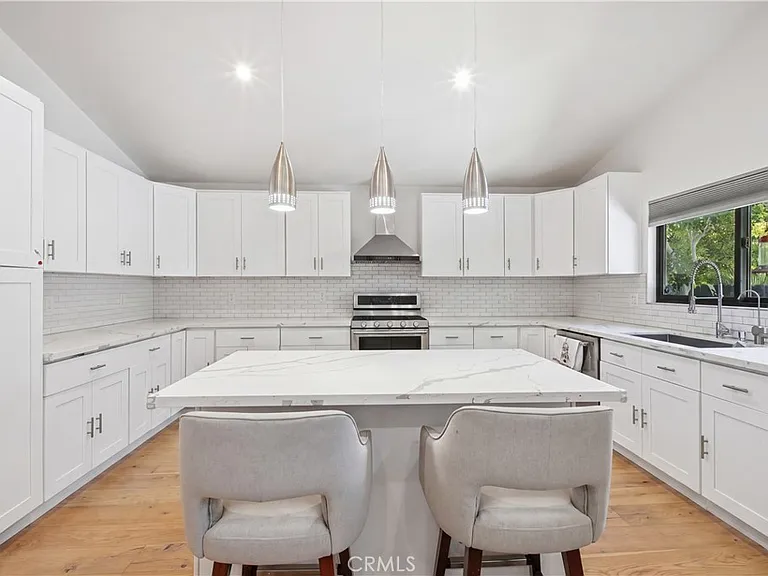 17713 Bullock St — Photo 18