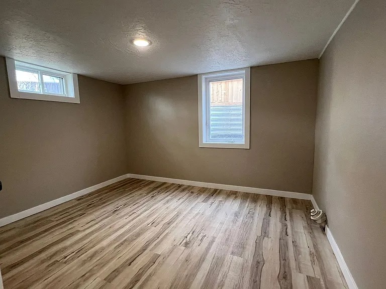 Cleveland Duplex — Photo 15