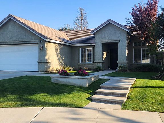 3rd image of 13627 Foyers Falls Dr