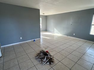 2854 Madison St, Riverside, CA 92504