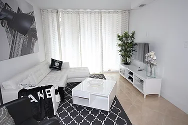 Sold by Starealty Estate LLC