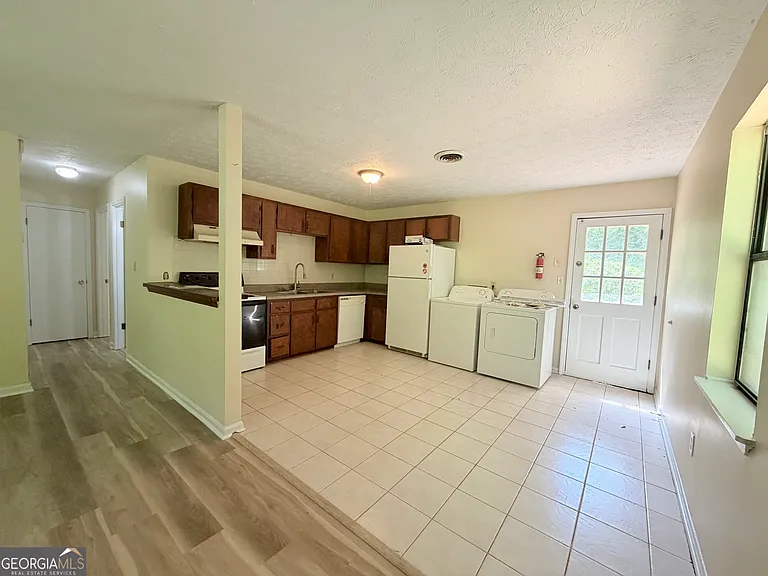 117 Alden Ct — Photo 3