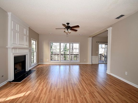 2nd image of 340 Avebury Ct