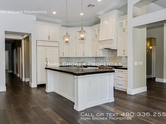 3rd image of 1850 E Kael St