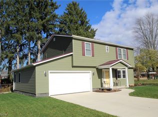 369 Dawnshire Dr, Chippewa Lake, OH 44215