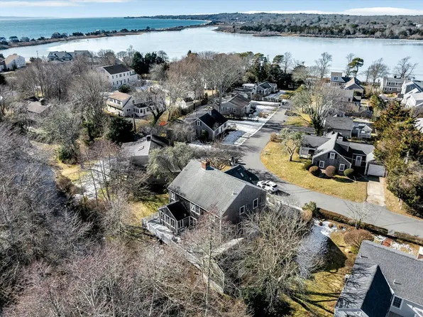 30 Salt Pond Road, Falmouth, MA 02540