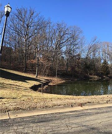 2nd image of 40 S Lake Dr