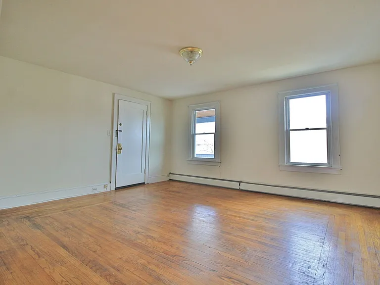 10 Conway Pl — Photo 5