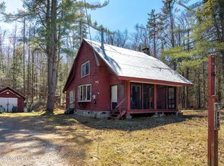 116 Saunders Rd, Indian Lake, NY 12842