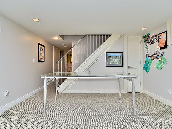 4th image of 46 Westwood Ct