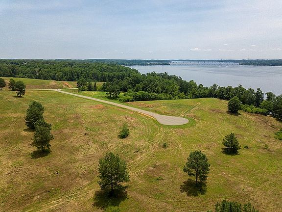 3rd image of LOT 38 Ashlawn Dr Lot 38