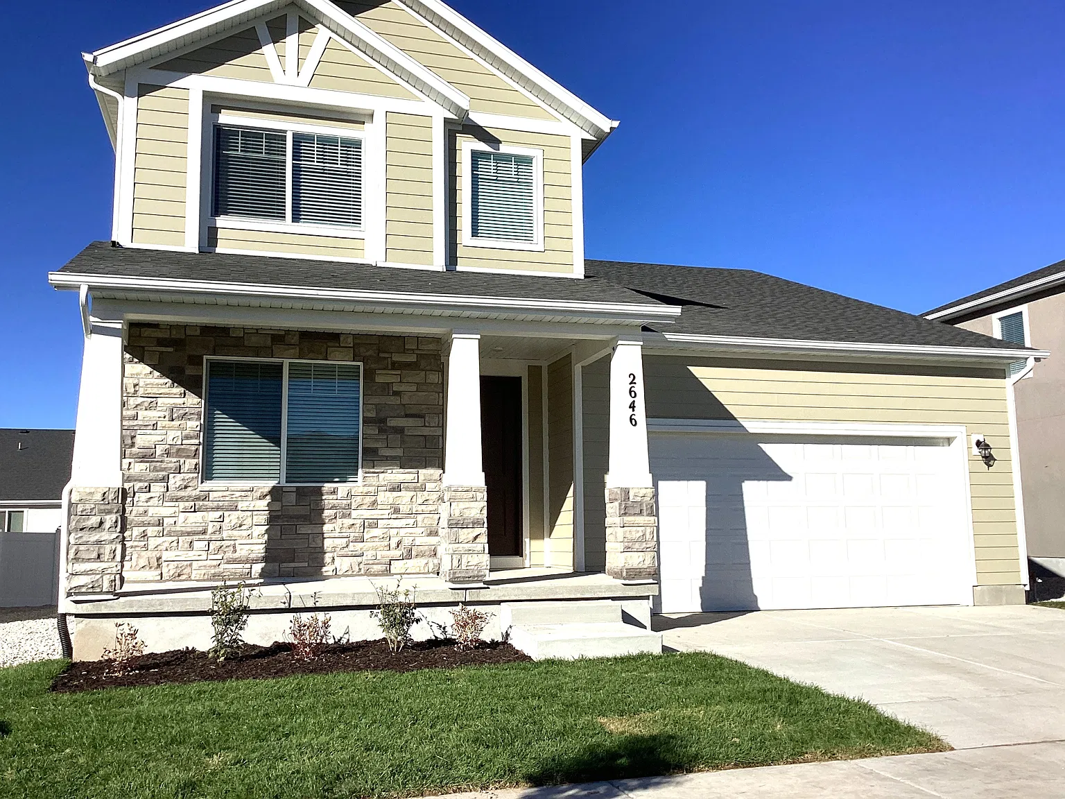 4 bed, 2.5 bath, 2313 sqft, $2,775 — Photo 1