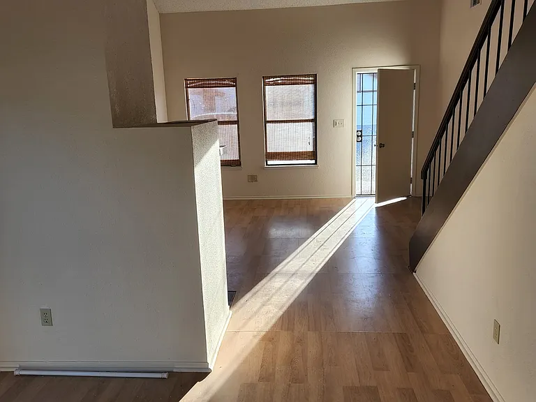 3504 Starwood Ln — Photo 8
