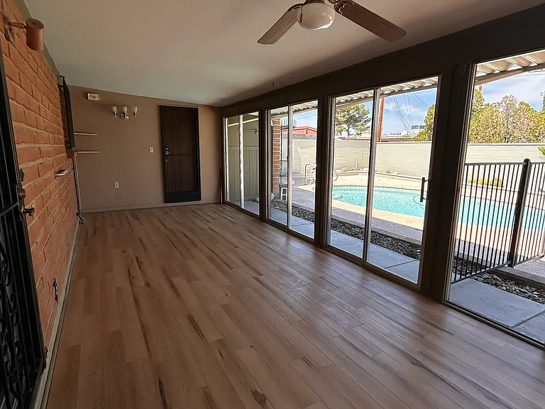 Arizona Room