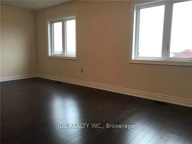 24 Mac Frost Way — Photo 10