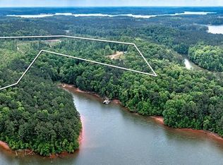 5911 Roanoke Rd, Lagrange, GA 30240