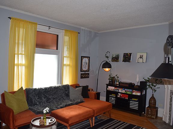 4th image of 3325 Bryant Ave S #1