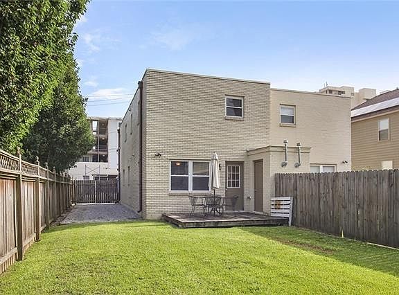 2nd image of 348 Robert St #348