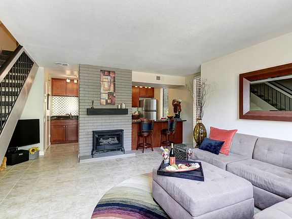 3rd image of 621 Woodside Sier Unit 8