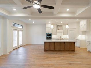 13805 Limestone Ln, Edmond, OK 73025