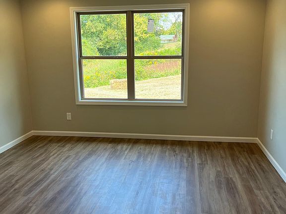 5th image of 5940 Knox Hill Way