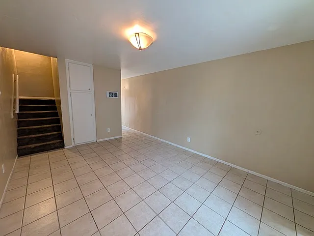 2 bed, 1.5 bath, 800 sqft, $1,950 — Photo 3