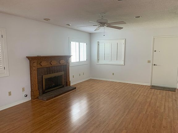 2nd image of 25236 Lawton Ave