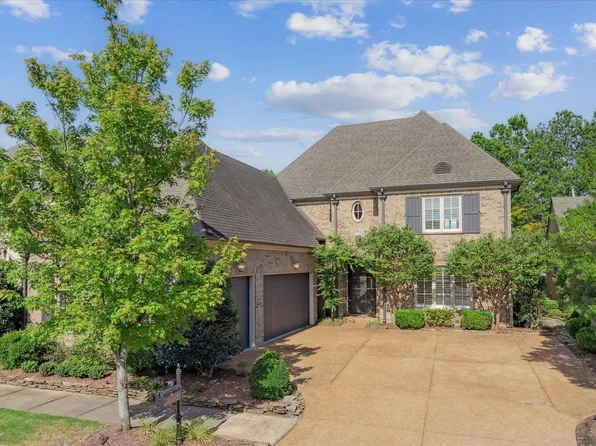 9793 W Laurel Hollow Ln, Memphis, TN 38139