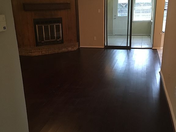 2nd image of 1825 Whitney Dr