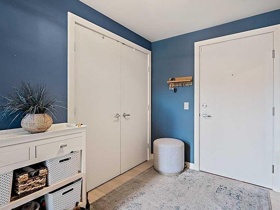 4th image of 1730 5a St SW #408