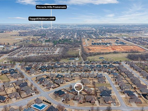 2nd image of 6507 S Timber Ridge Dr