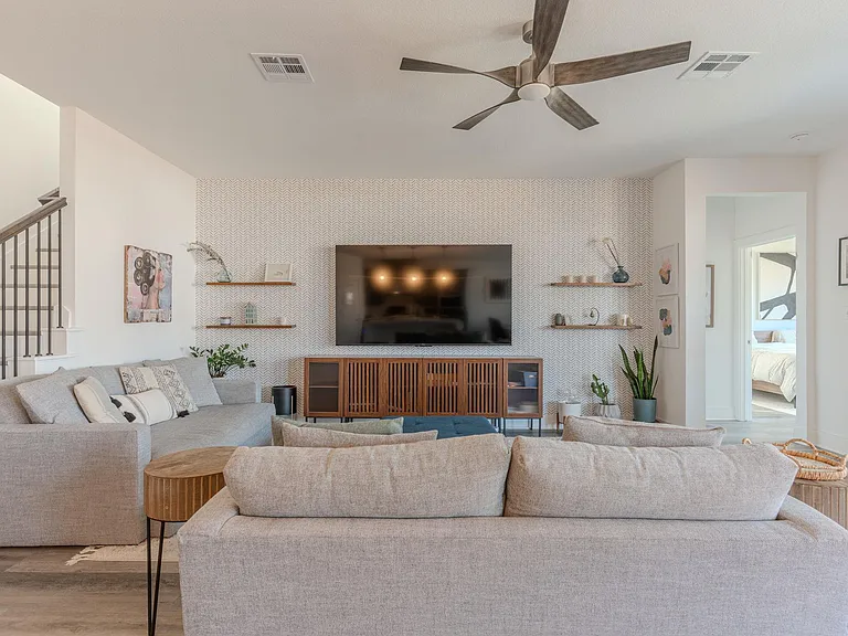 6504 Velvet Leaf Ln — Photo 3