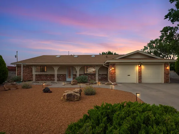 1025 Casa Grande Pl NE, Albuquerque, NM 87112