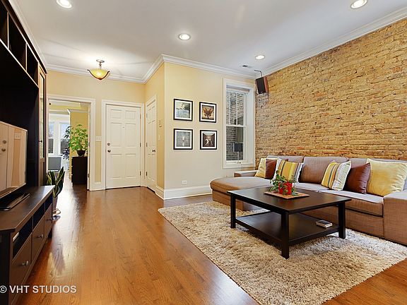 3rd image of 2661 W Leland Ave APT 2