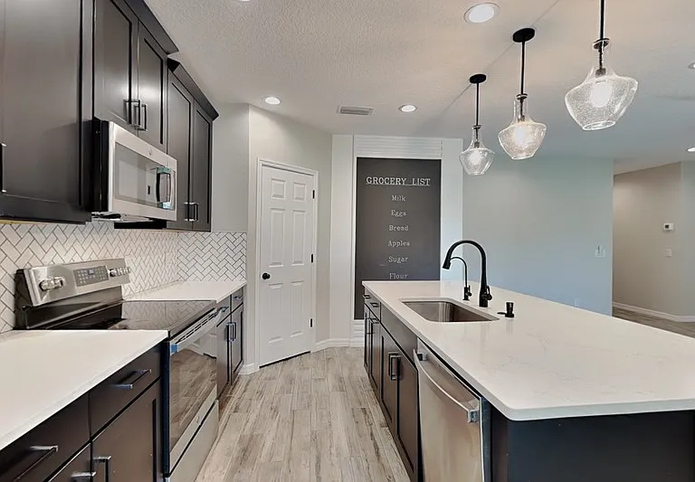 1245 Celery Oaks Ln — Photo 2