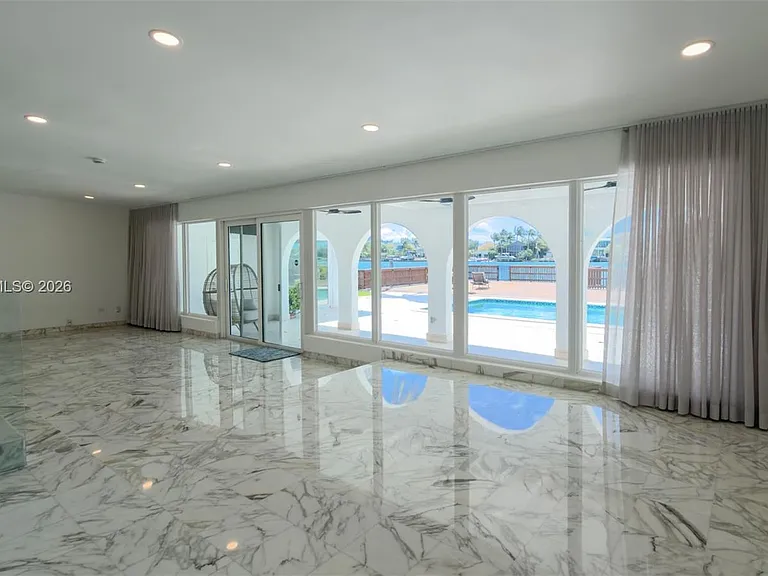 1690 Daytonia Rd — Photo 20
