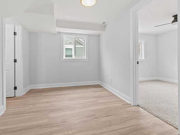 5th image of 4227 Chestnut AVENUE