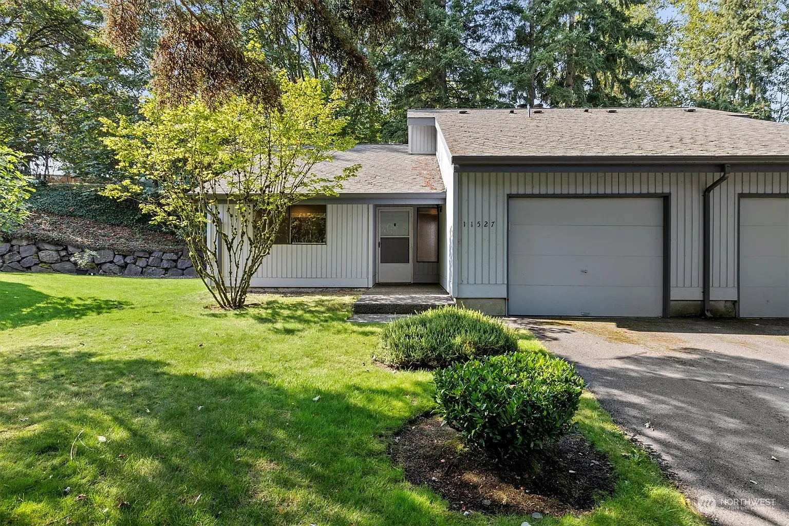 11527 SE 175th Street #9 photo 1