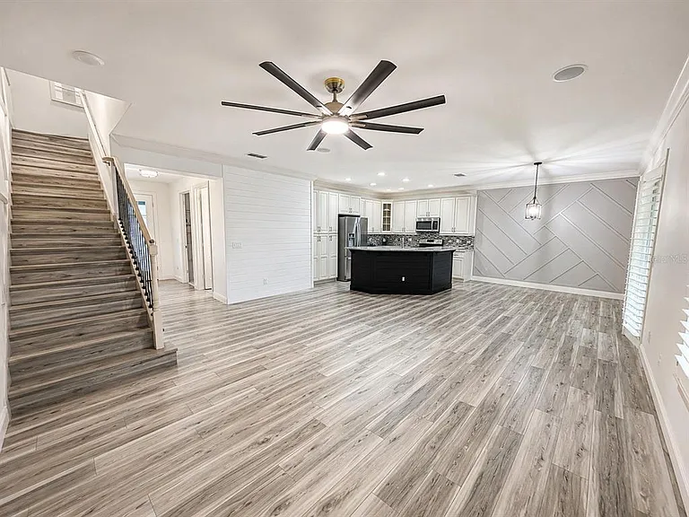 10403 Belfry Cir — Photo 3
