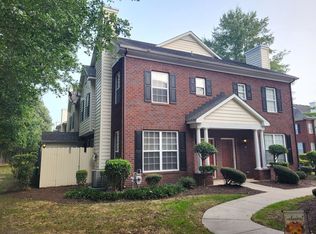 5844 Ludington Dr, Virginia Beach, VA 23464