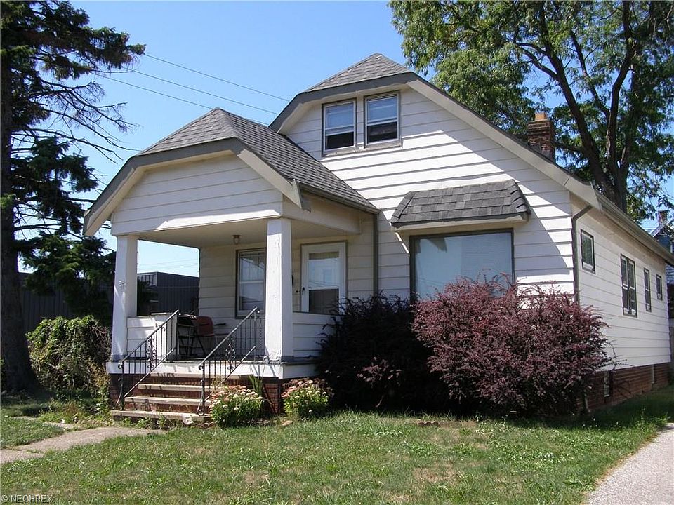 1st image of 4712 W 149th St