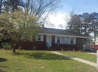 1106 E 9th St, Lumberton, NC 28358