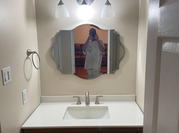 545 Versailles Blvd APT C