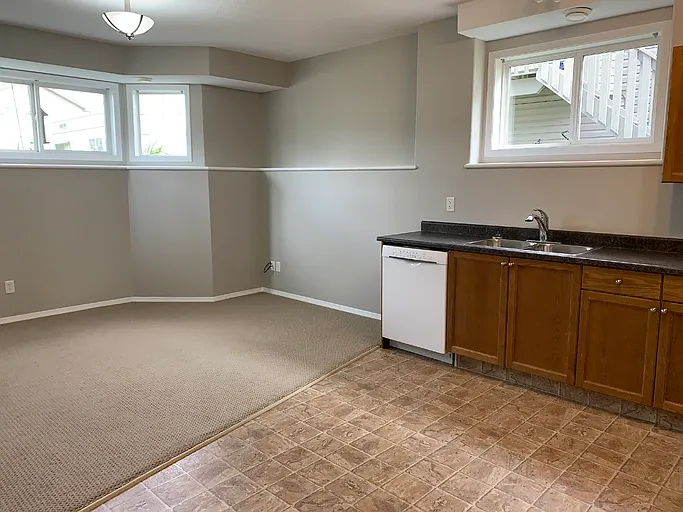 3 bed, 1.0 bath, 1000 sqft, $1,500 — Photo 3