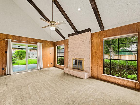 3rd image of 10804 Cobblestone Ln